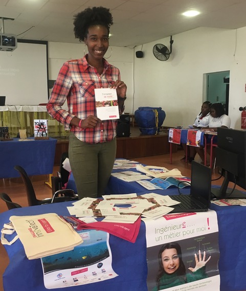 Portrait d'Esther, stagiaire au sein de la délégation régionale Elles Bougent en Guadeloupe