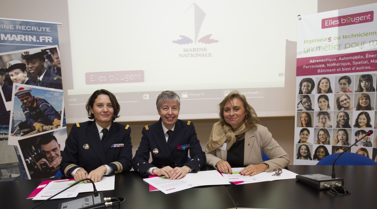 Signature du partenariat Elles Bougent avec la Marine Nationale