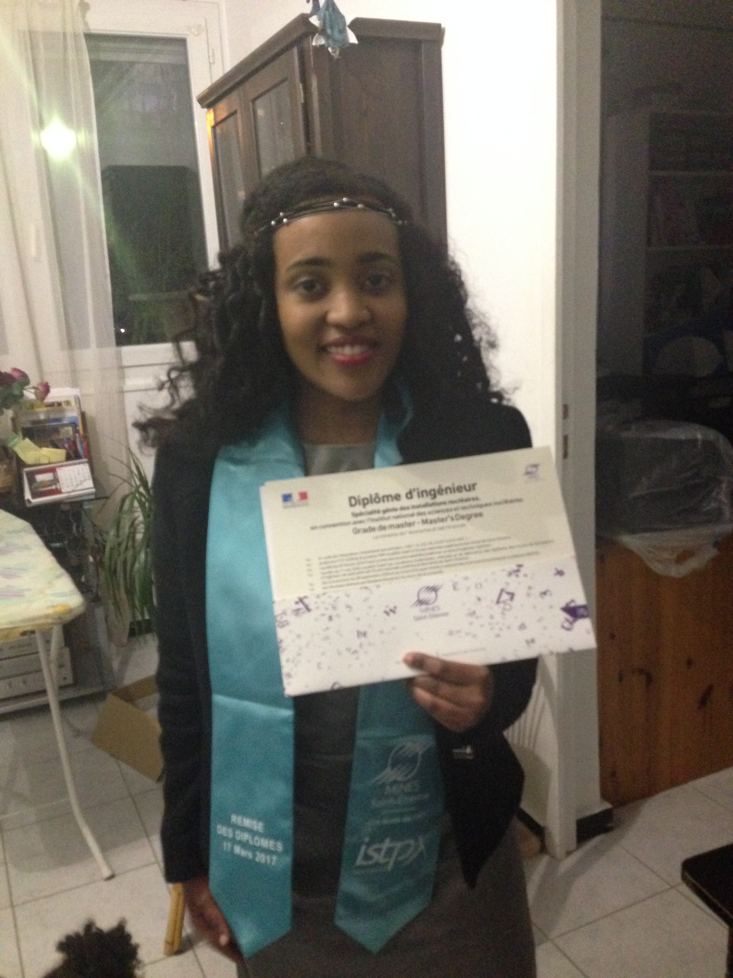 Nazad Ali, maman et diplômée de l'école des mines de saint-étienne