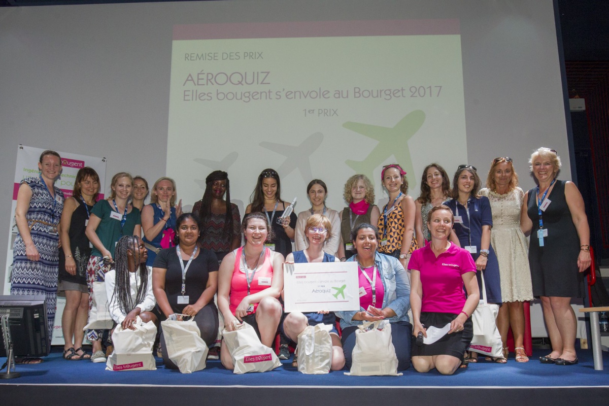 L'équipe Chocolat, vainqueur de l'Aéroquiz d'Elles Bougent s'envole au Bourget 2017