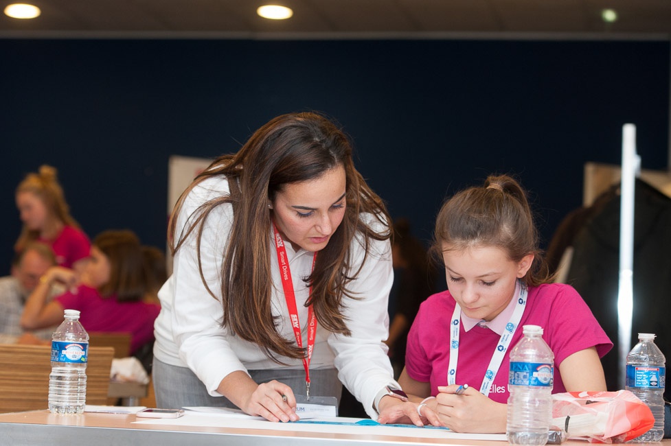 Elles Bougent lance son Hub éducatif