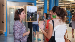 Elles bougent au vernissage de l'exposition photo "Technologie, nom Féminin"