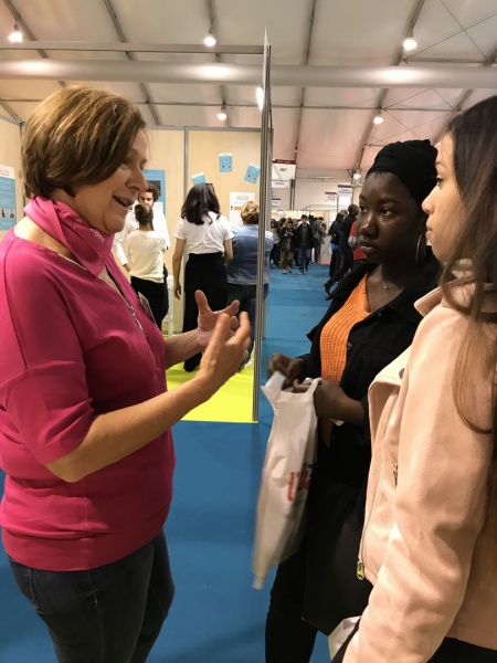 Elles Bougent au salon L'Etudiant Spécial Parents 2017