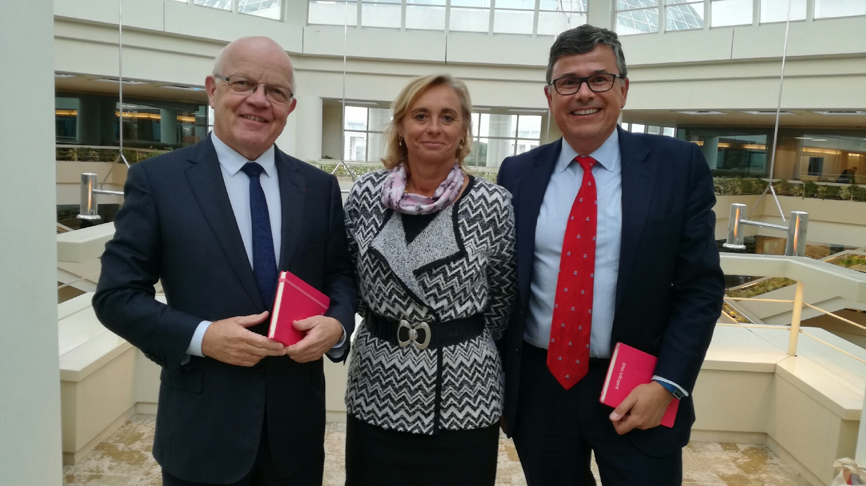 Passation de présidence d'honneur Elles Bougent avec Philippe Bonnave de Bouygues Construction