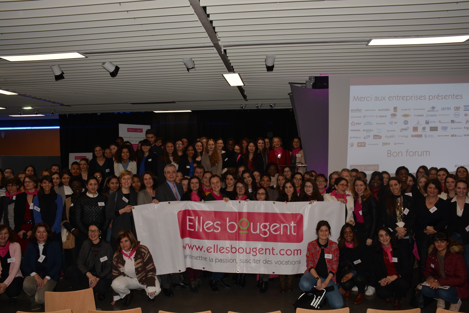 Forum Elles Bougent : 450 étudiantes prêtes pour leur carrière pro