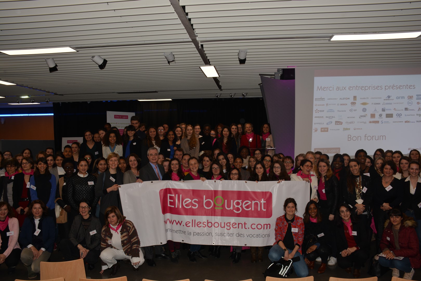 Forum Elles Bougent : 450 étudiantes prêtes pour leur carrière pro