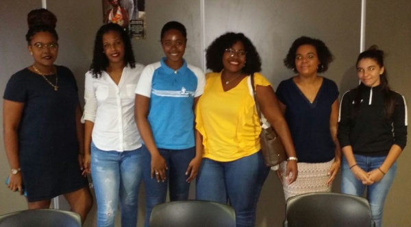 Challenge InnovaTech Martinique : l'équipe rose pour le projet 