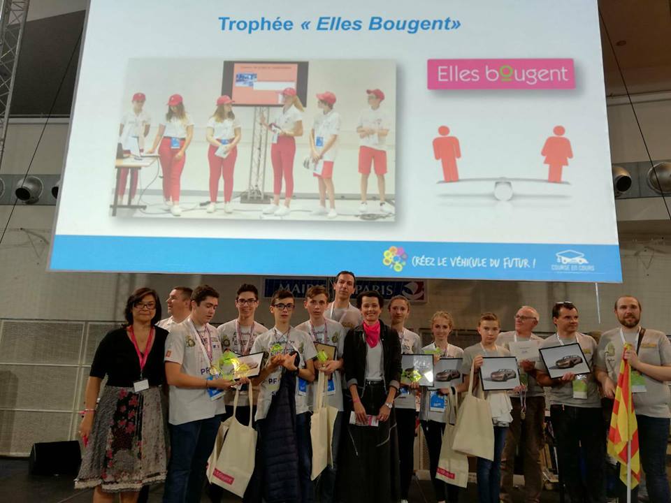Finale Course en cours : Bravo à l'équipe Ribasabaltes, lauréate du Prix Elles Bougent