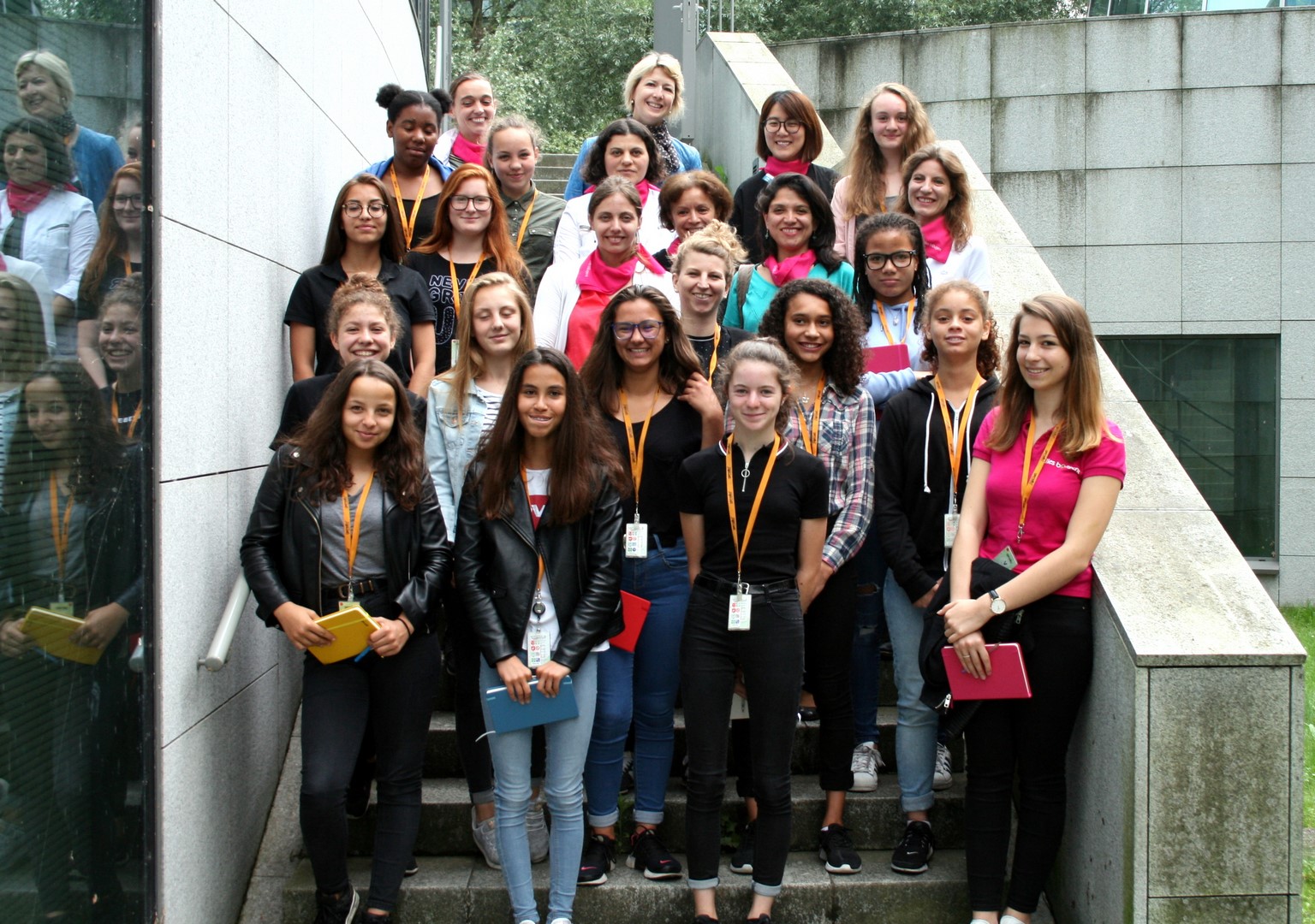 Rencontre entre collégiennes et marraines ingénieures chez Gemalto