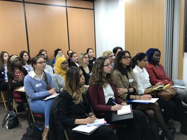 Les ateliers RH au Forum Réseaux et Carrières au Féminin d'Elles Bougent en 2019 à l'Espace Charenton (Paris 12)