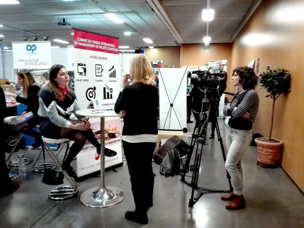 Interview de Lucile, marraine Orlade, par la rédaction de France 3 Paris au Forum Réseaux et Carrières au Féminin Elles Bougent 2019