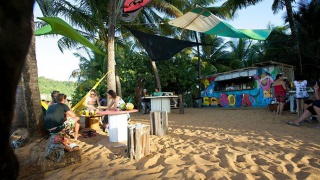 Afterwork Coco Soda pieds dans le sable