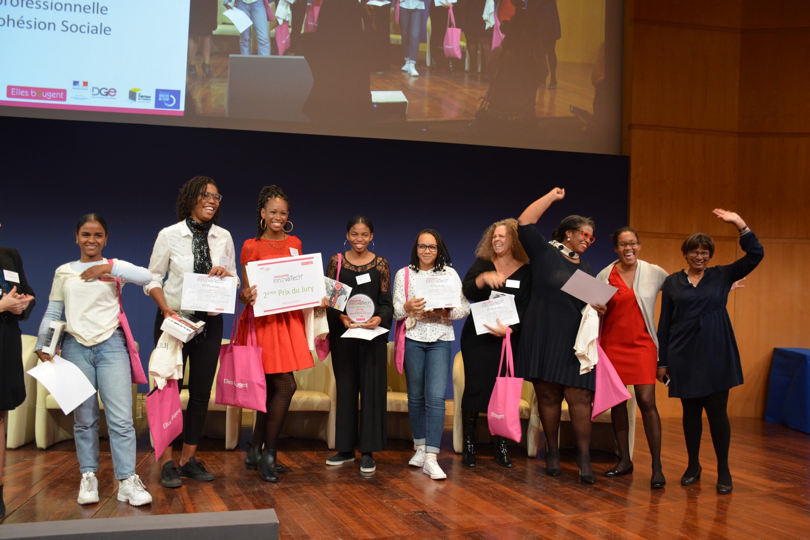 Finale du Challenge InnovaTech 2019 : Bravo à l'équipe Martinique, 2e prix du Jury