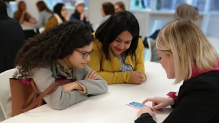 Espace speed meetings lors de la journée Elles innovent pour le numérique à Lille