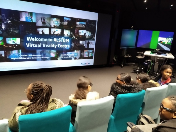 Elles innovent pour le Numérique en Ile-de-France : visite de l'espace de réalité virtuelle d'Alstom