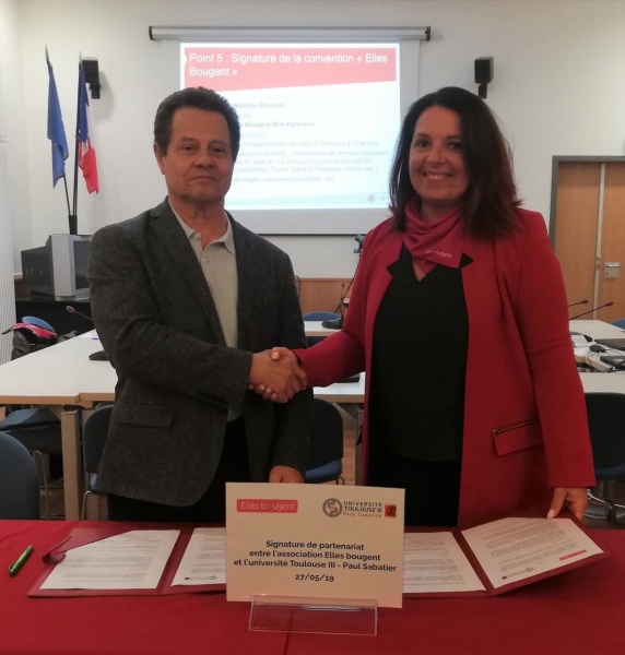 Signature du partenariat entre la délégation régionale Elles Bougent Midi-Pyrénées et l'Université Paul Sabatier
