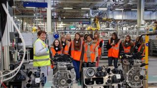 L'association « Elles bougent » en Lorraine a organisé une semaine de stages en entreprises pour 200 collégiennes !