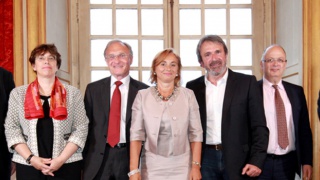 Cérémonie de passation de Présidence d'honneur d'Elles bougent