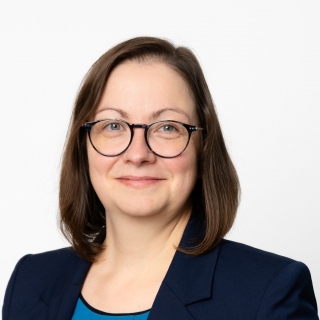 Sandra F.